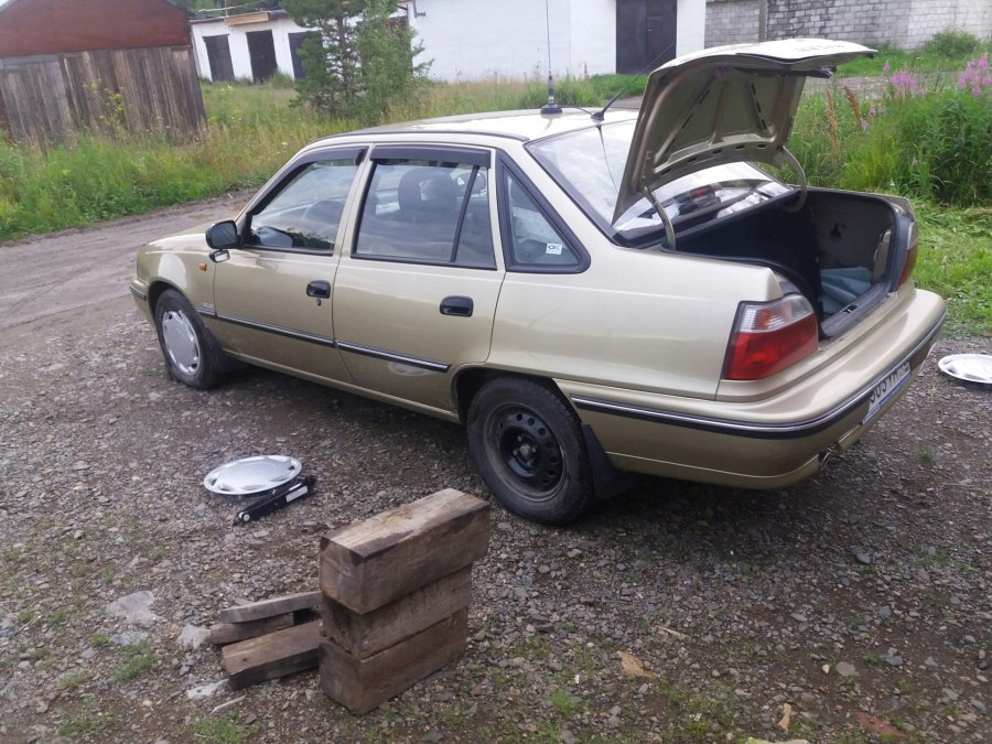 Дэу Нексия н100