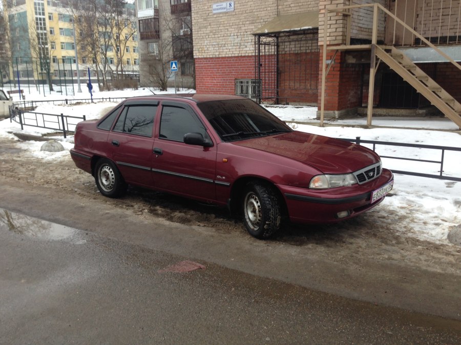 Daewoo Nexia 2007 Вишневая