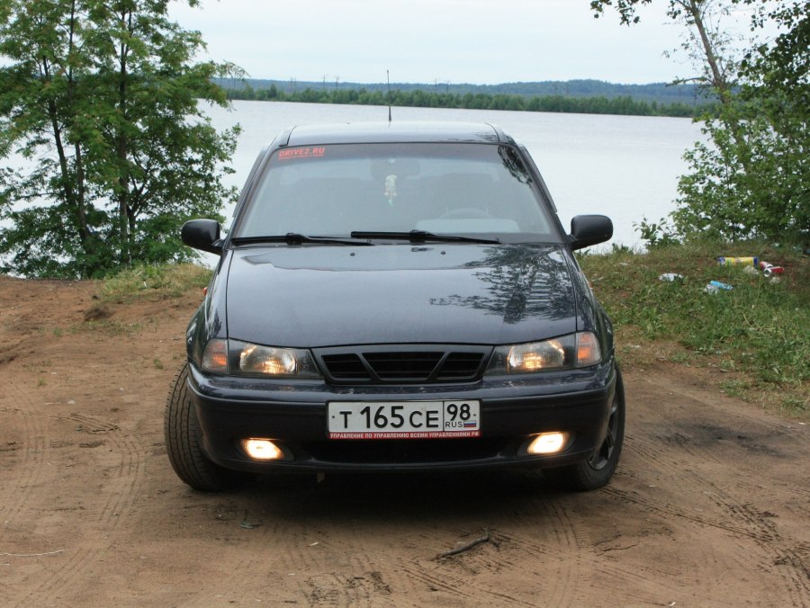 Дэу Нексия 100 черная