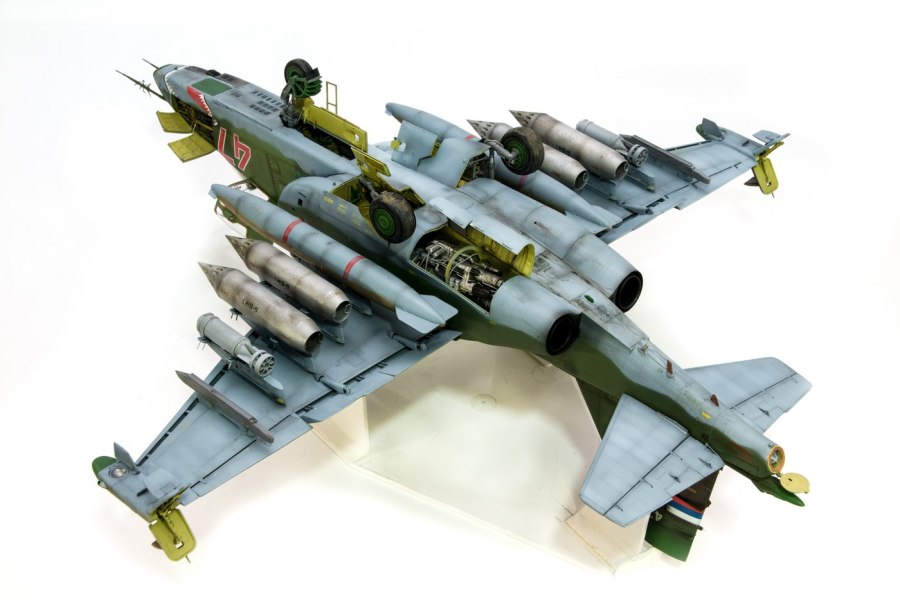 Штурмовик Су-25 Грач