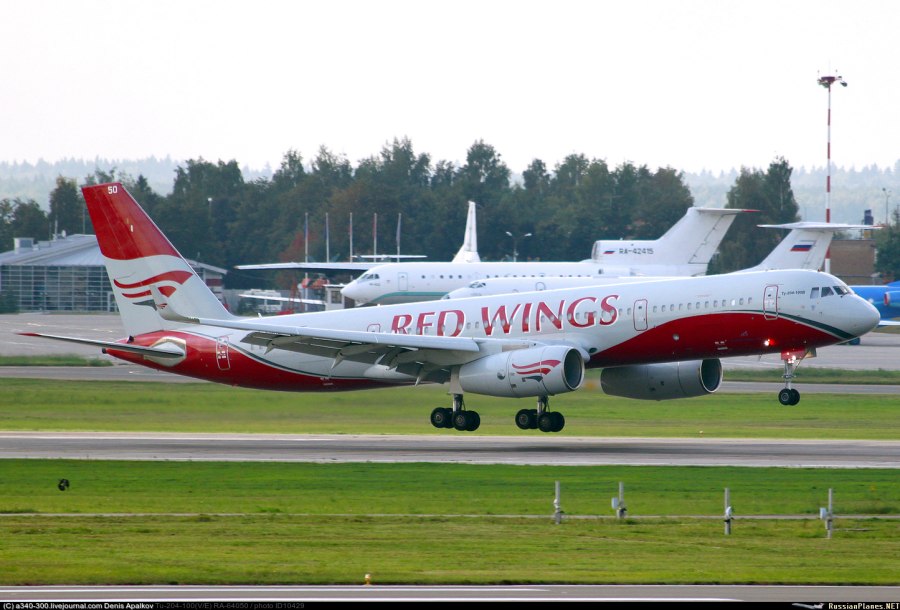 Боинг 757 VP-BRL