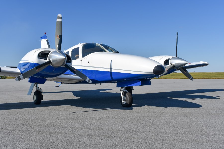 Самолёт Piper pa-34