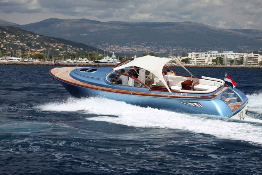Wajer 38 катер