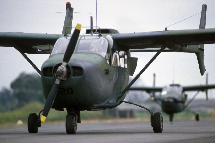 Cessna 337 Skymaster o-2