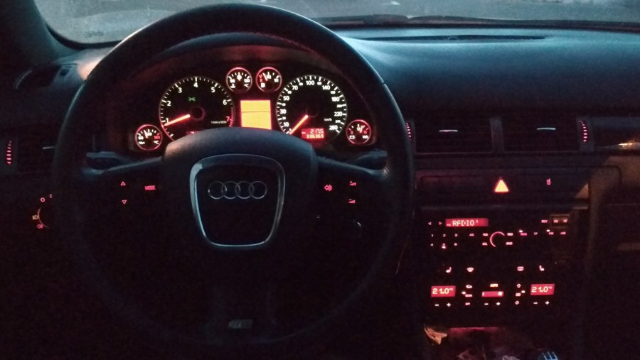 Audi q5 2020 салон подсветка