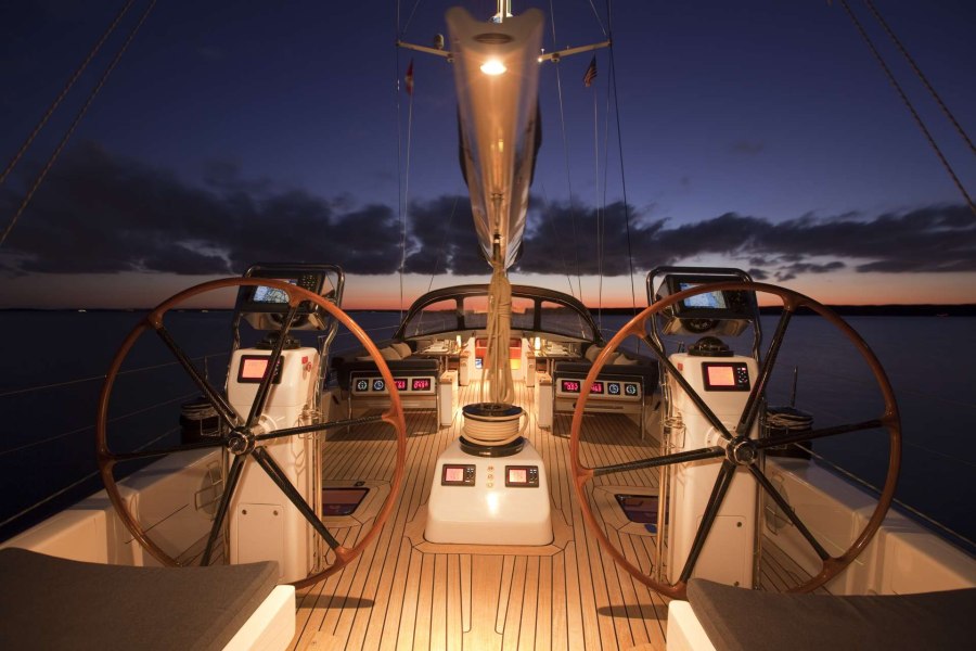 Newport 28 Mark II яхта
