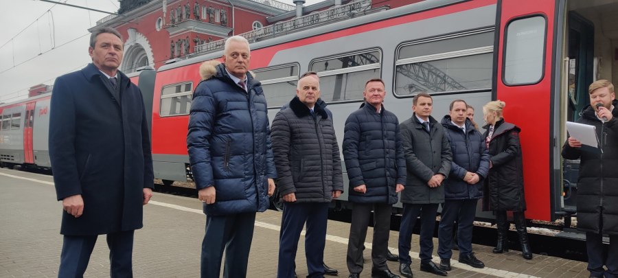 Март железная дорога