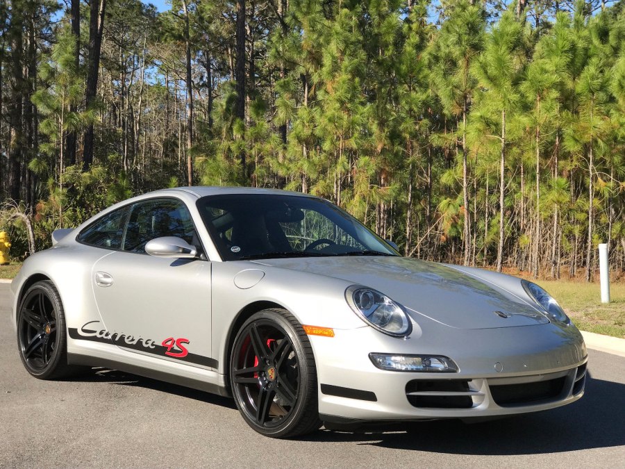 Porsche 911 Carrera s 997 Black