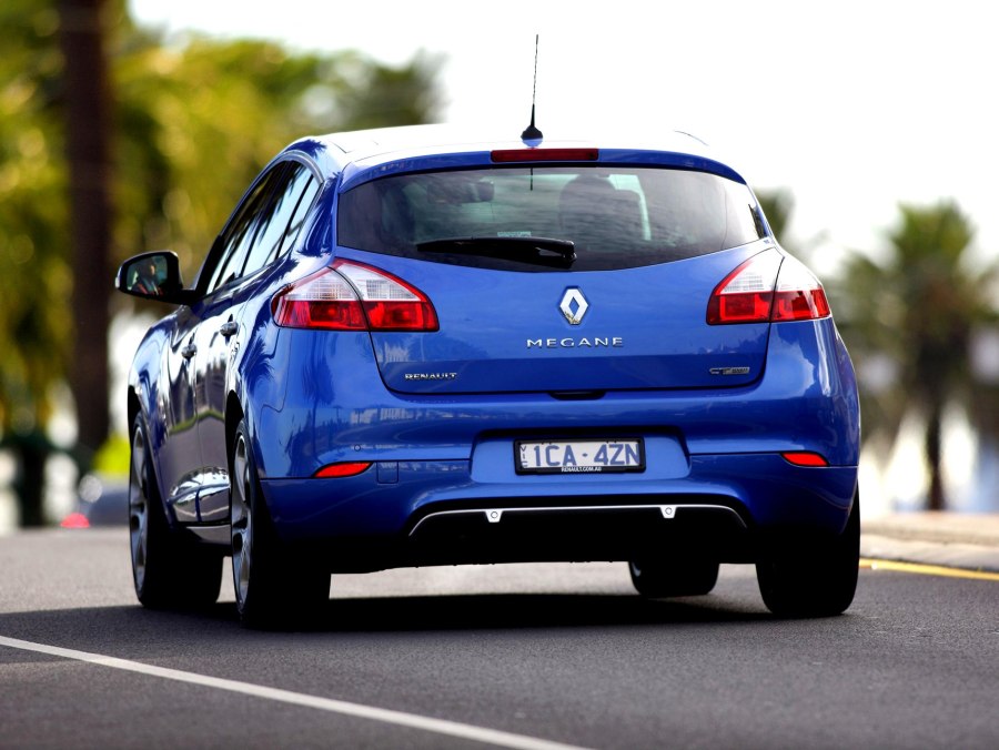 Renault Megane 2 сзади