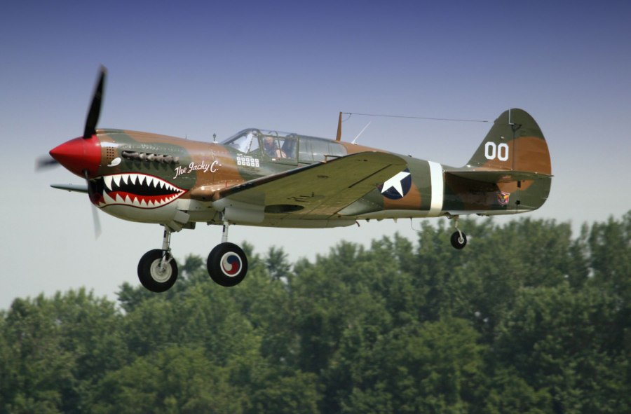 Самолет Curtiss p-40
