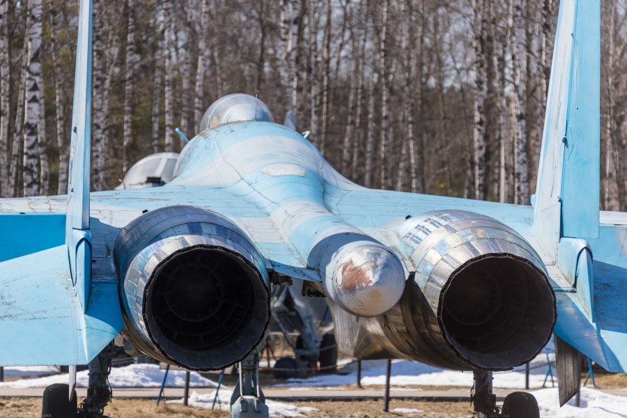 J-20 истребитель