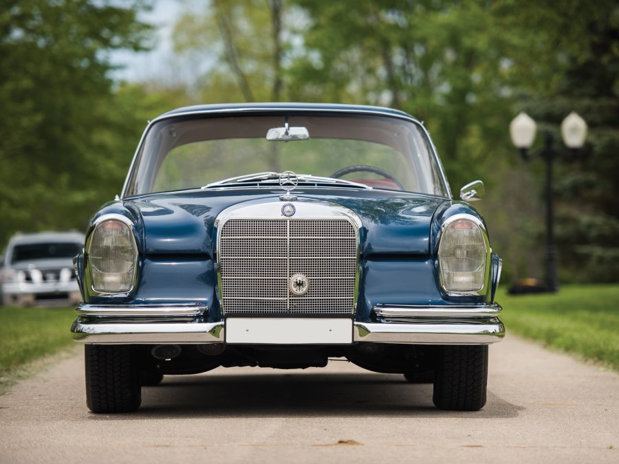 Mercedes Benz w112