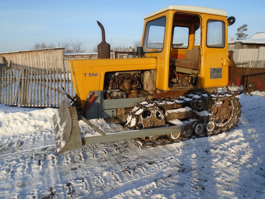 Трактор 4 кв м
