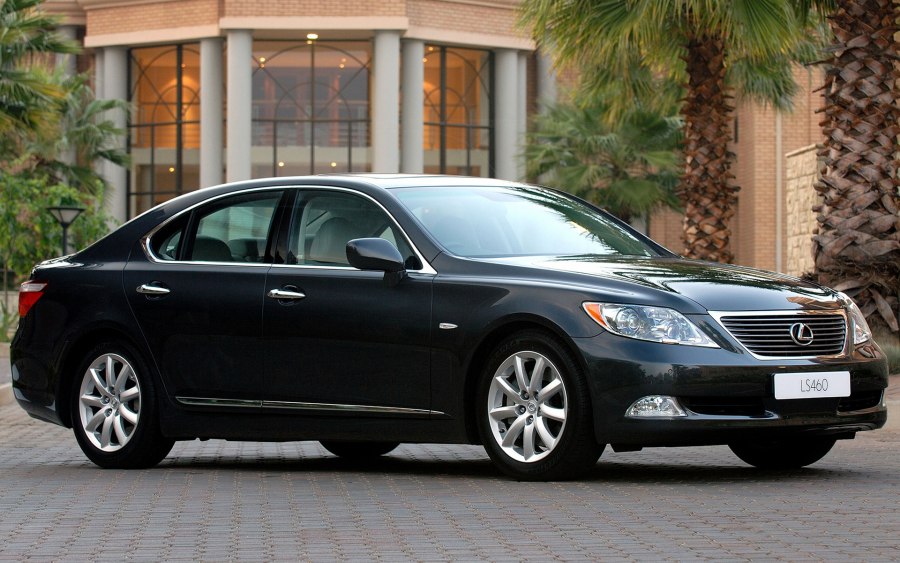 Lexus лс 460