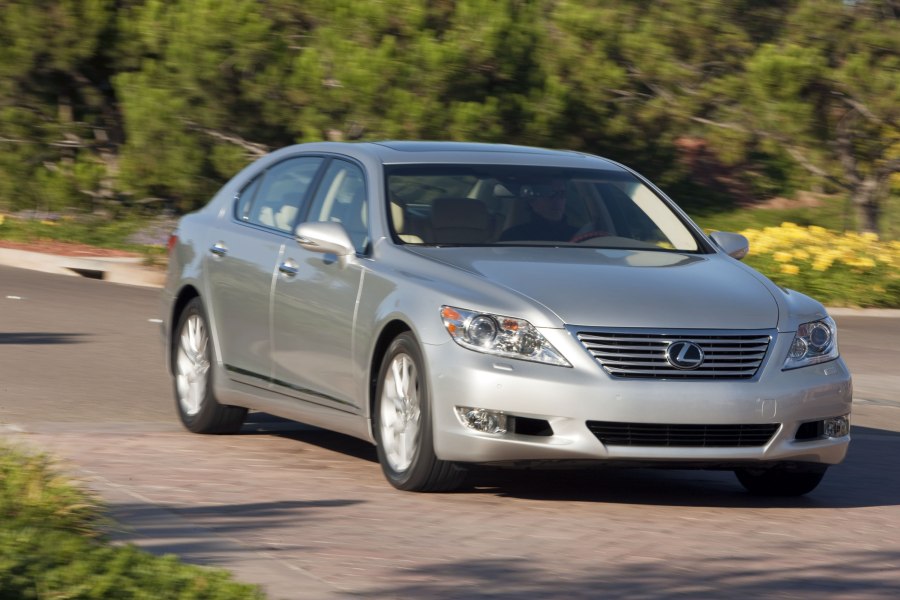 Lexus 460l