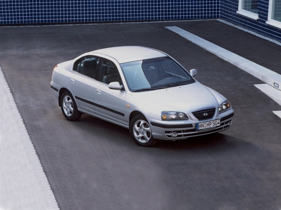Hyundai Elantra XD 2000 салон