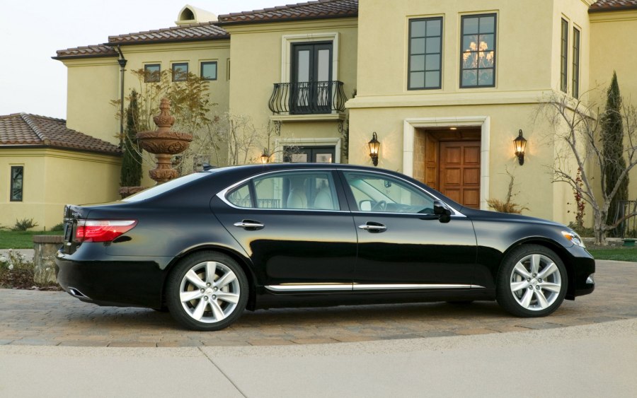 Лексус лс 460 2007 салон