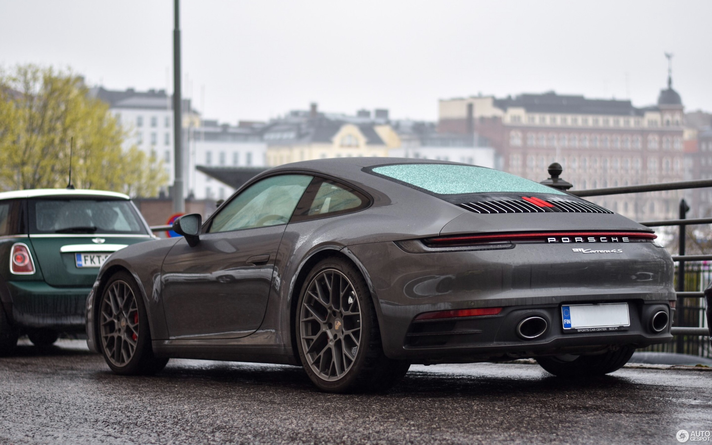 Porsche 992. Порше 911 992. 992 Carrera 4s. Порше 992 4s. Порше Каррера 992.