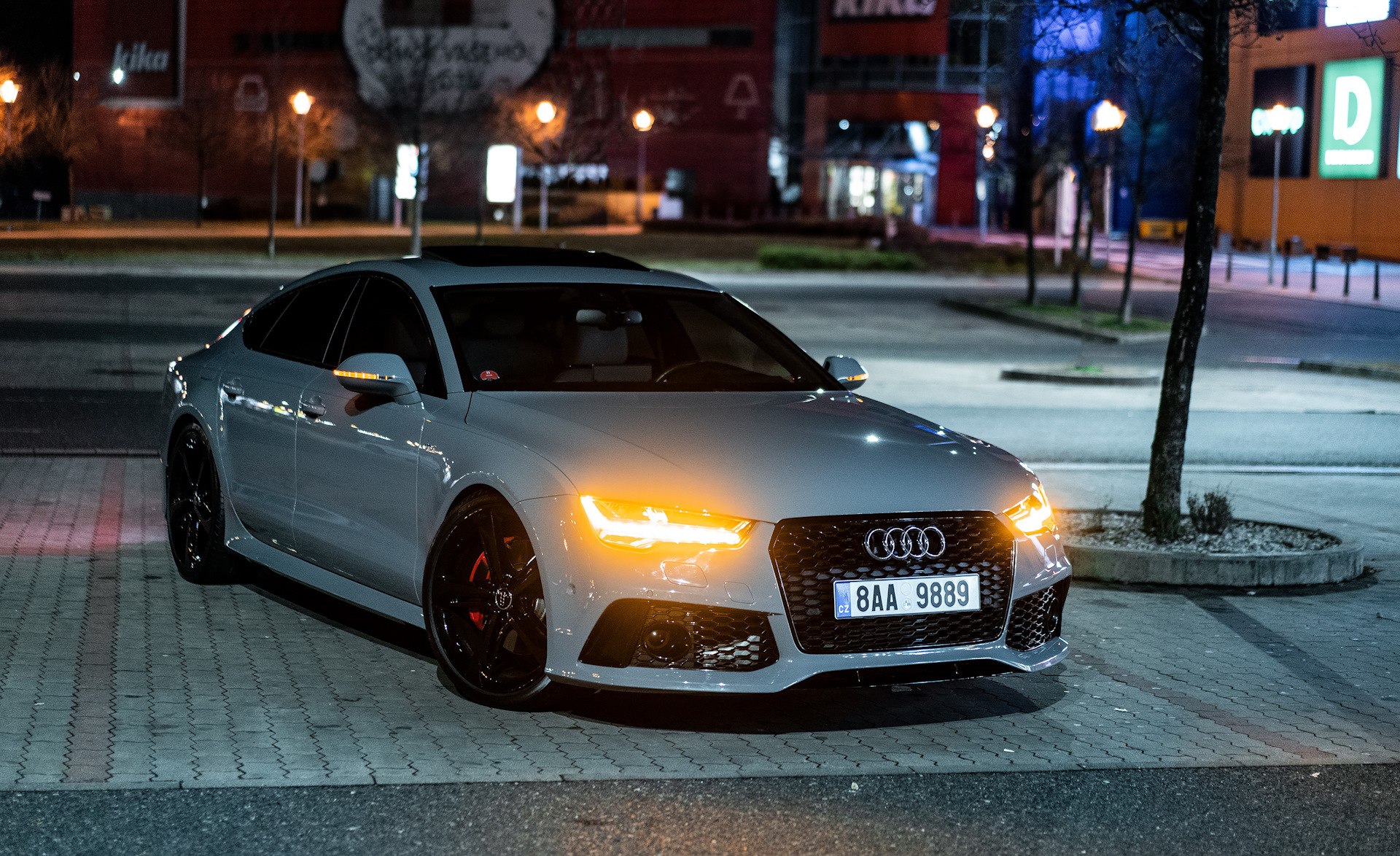 Ауди rs7 салон ночью