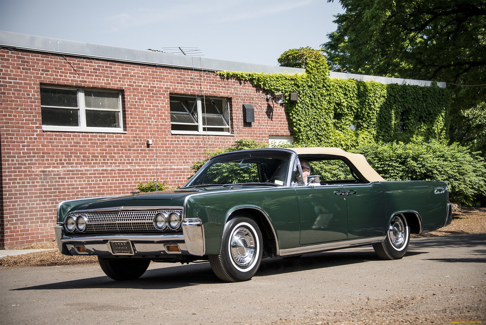 Car today. Lincoln 1963. Linkoln Continental 1963. Lincoln Continental, Lincoln Continental 1963. Старый Континенталь Lincoln Continental 1963.