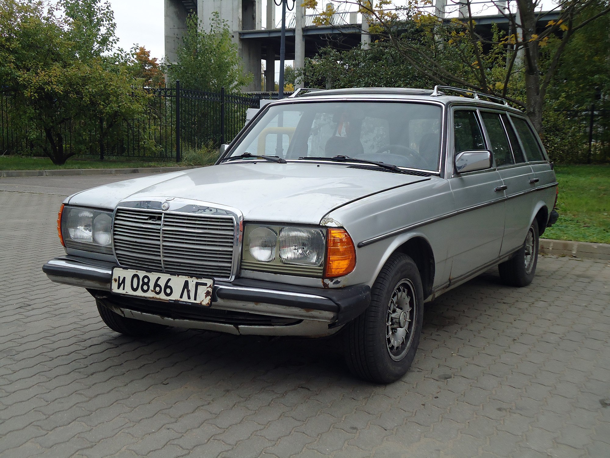 Mercedes w123 Wagon