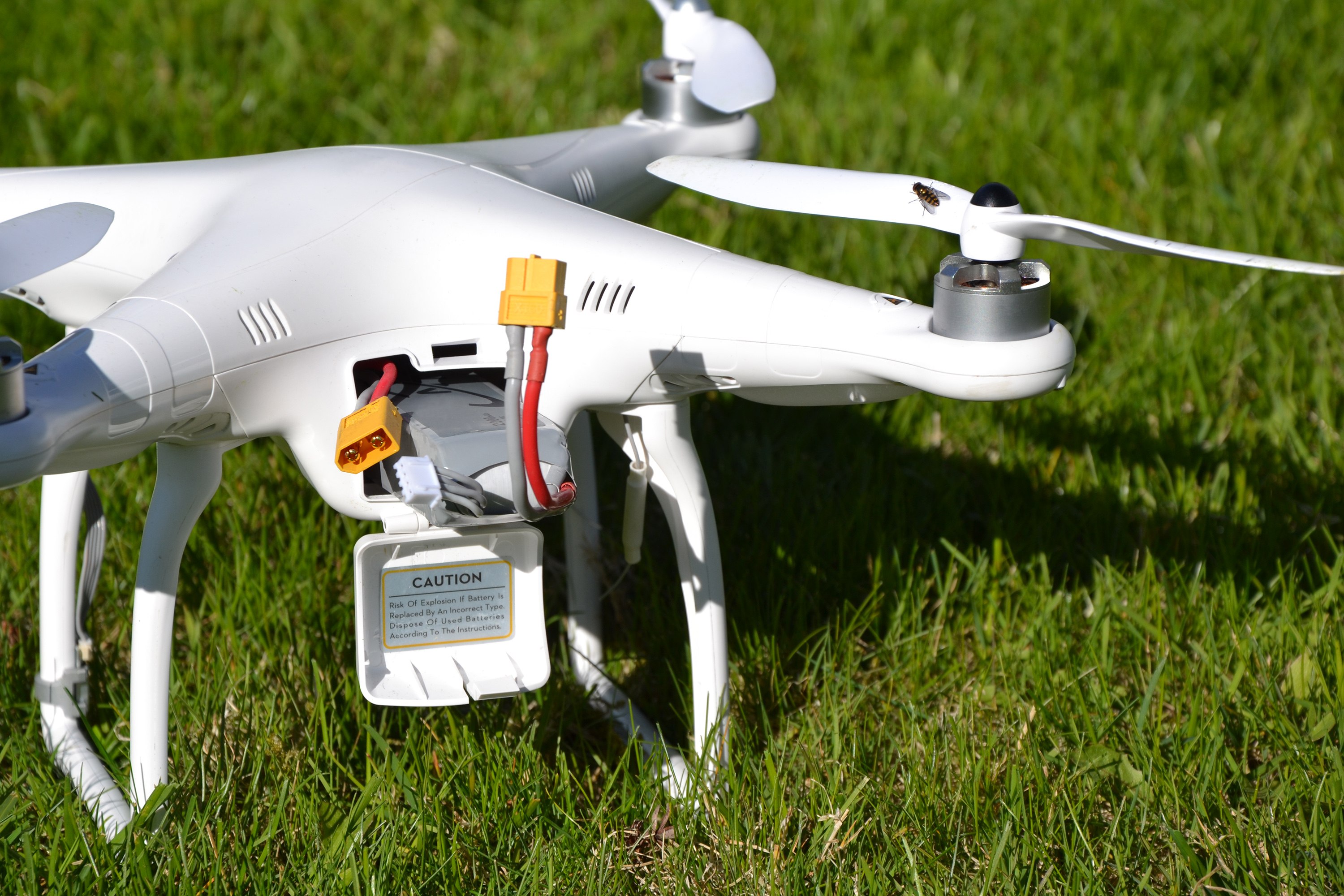 Dji phantom 2. DJI Phantom 2 коптер пульт. DJI Phantom 1. Квадрокоптер DJI Mini 3 Pro. Battery Mod DJI Phantom 3.