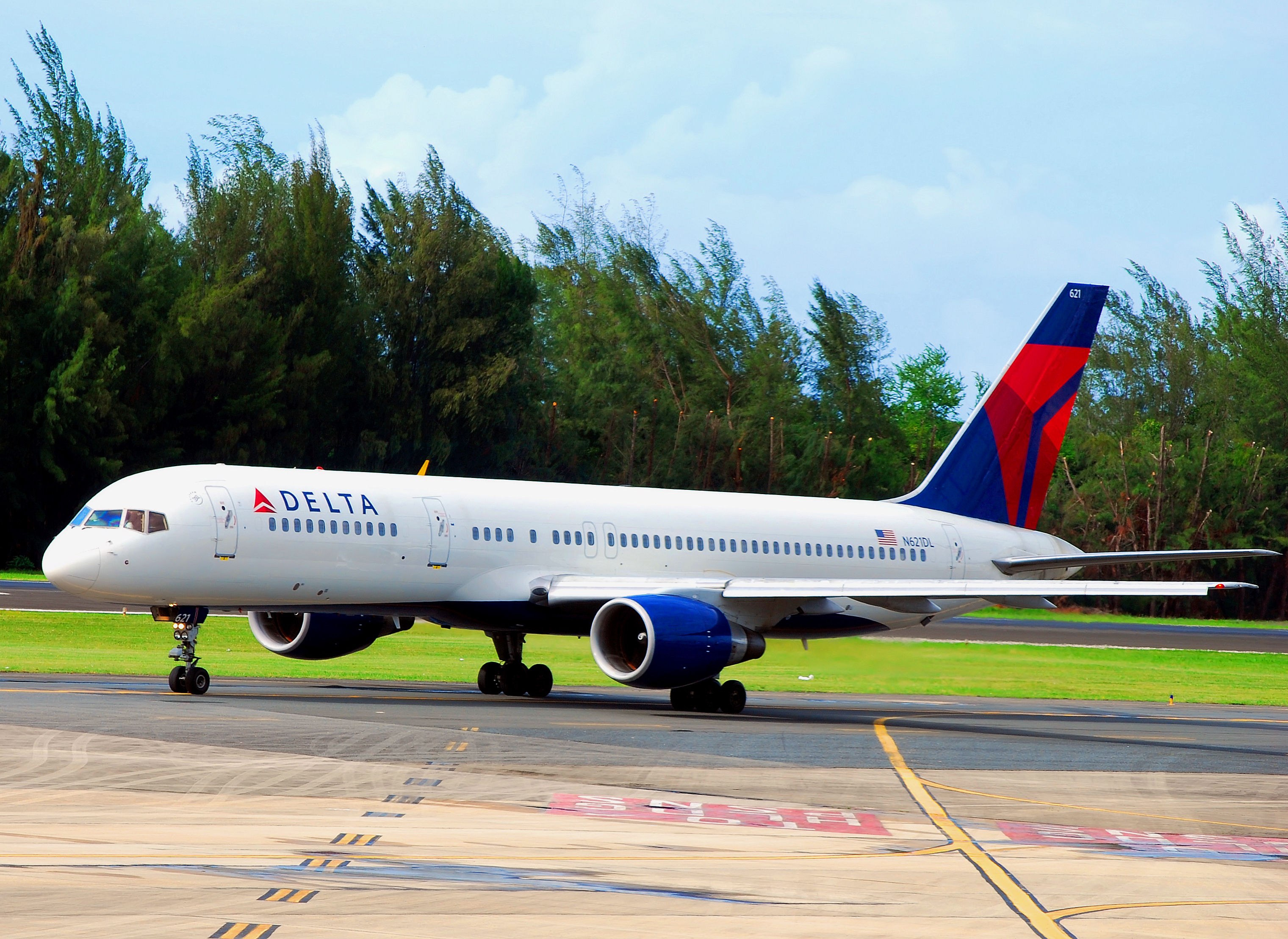 Боинг 757. Delta Air lines Boeing 757. Б757. Боинг 757 2qb. Boeing 757-232.