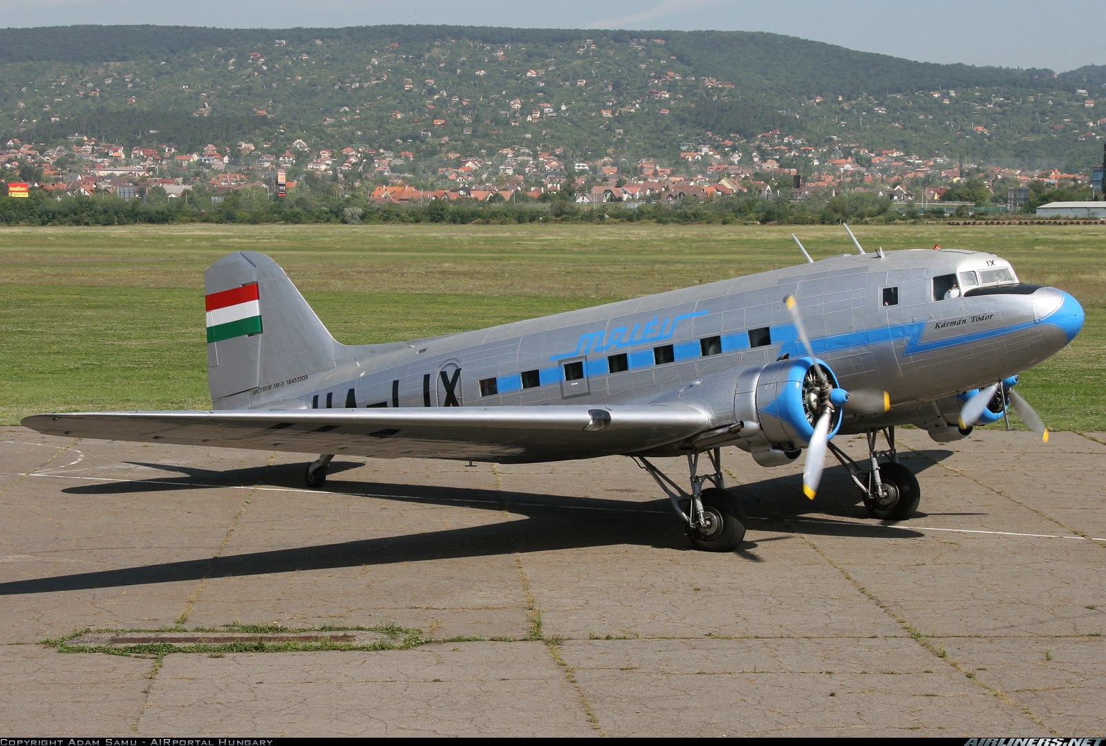 Ли 2 про. Ли-2 Дуглас. «Дуглас» DC-3 (ли-2). Лисунов ли-2. Ли-2 Малев.