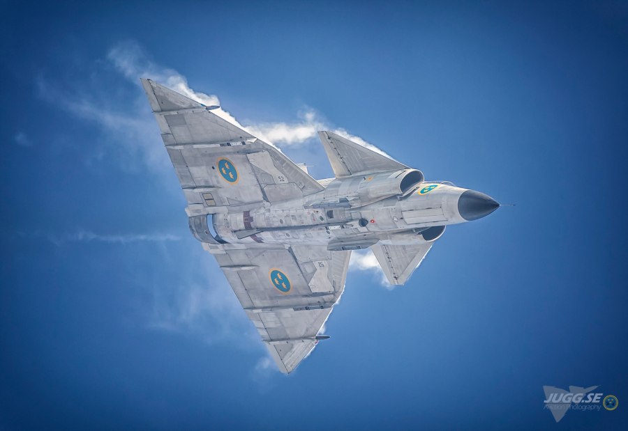 Шведский истребитель Viggen
