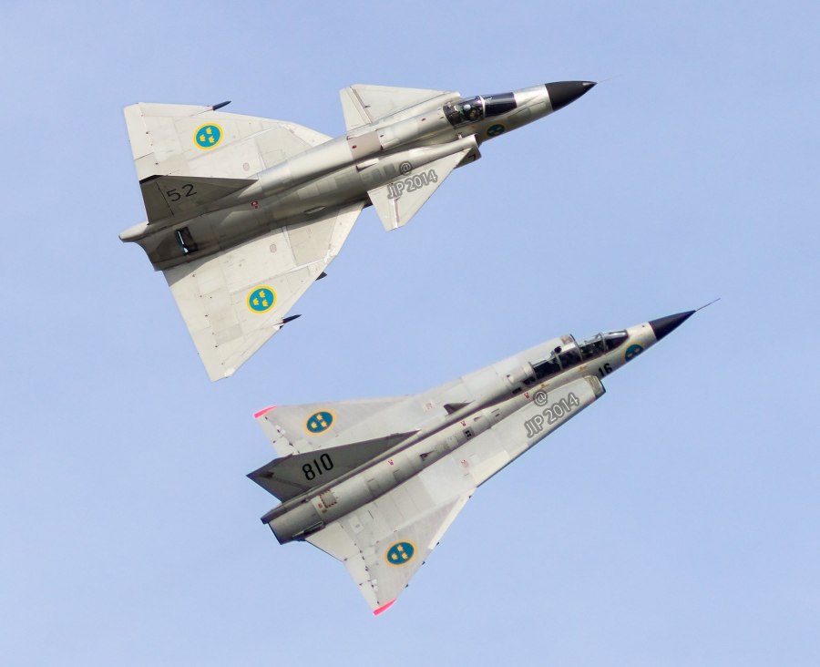 Viggen самолет
