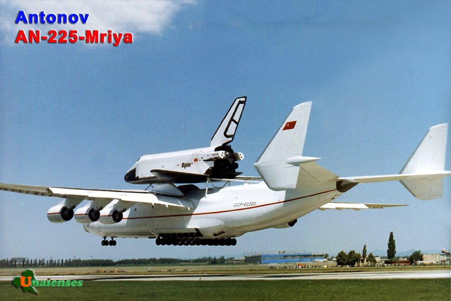 Мрия АН-225 Буран