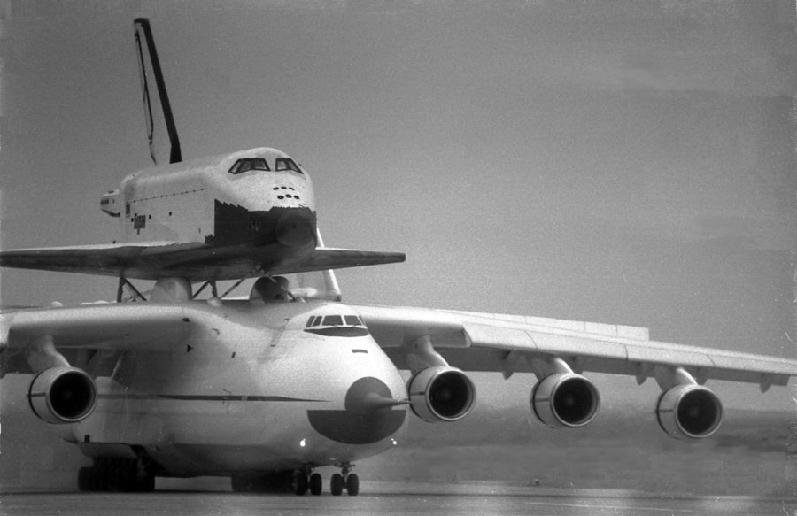 Мрия АН-225 Буран