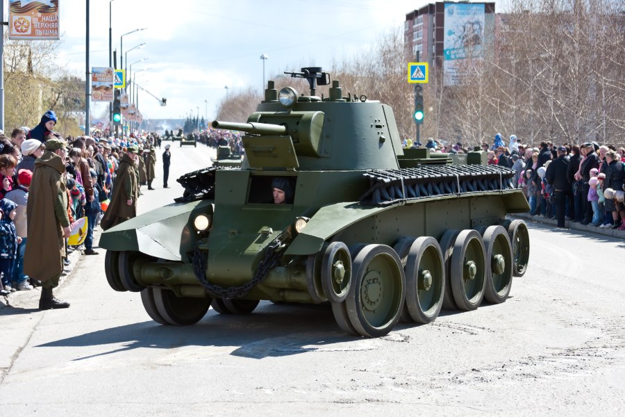 БТ-7 на колесах