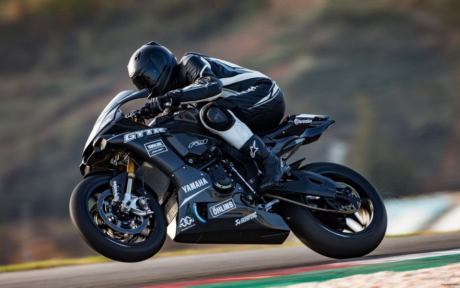 Yamaha r1 2018 Black