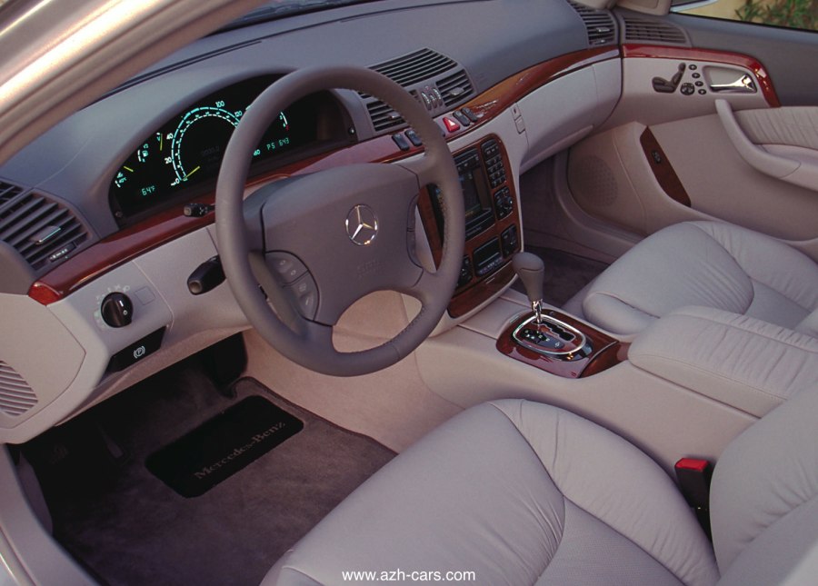 Мерседес Бенц 220 s500