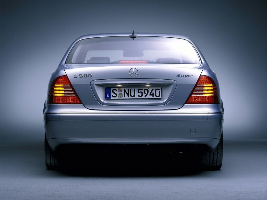 Mercedes Benz s class w220 s600