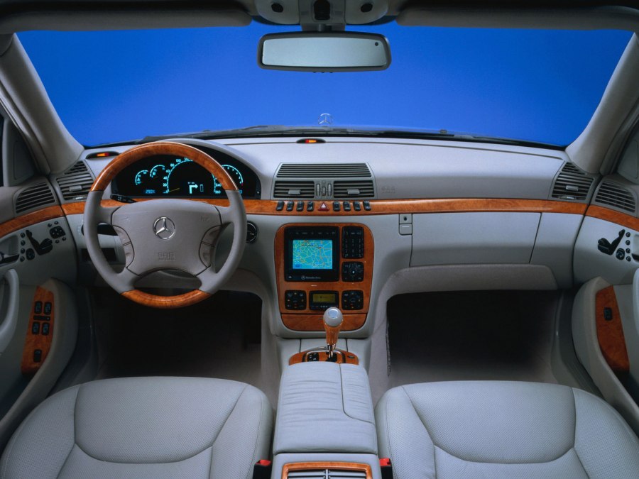 Mercedes-Benz w220