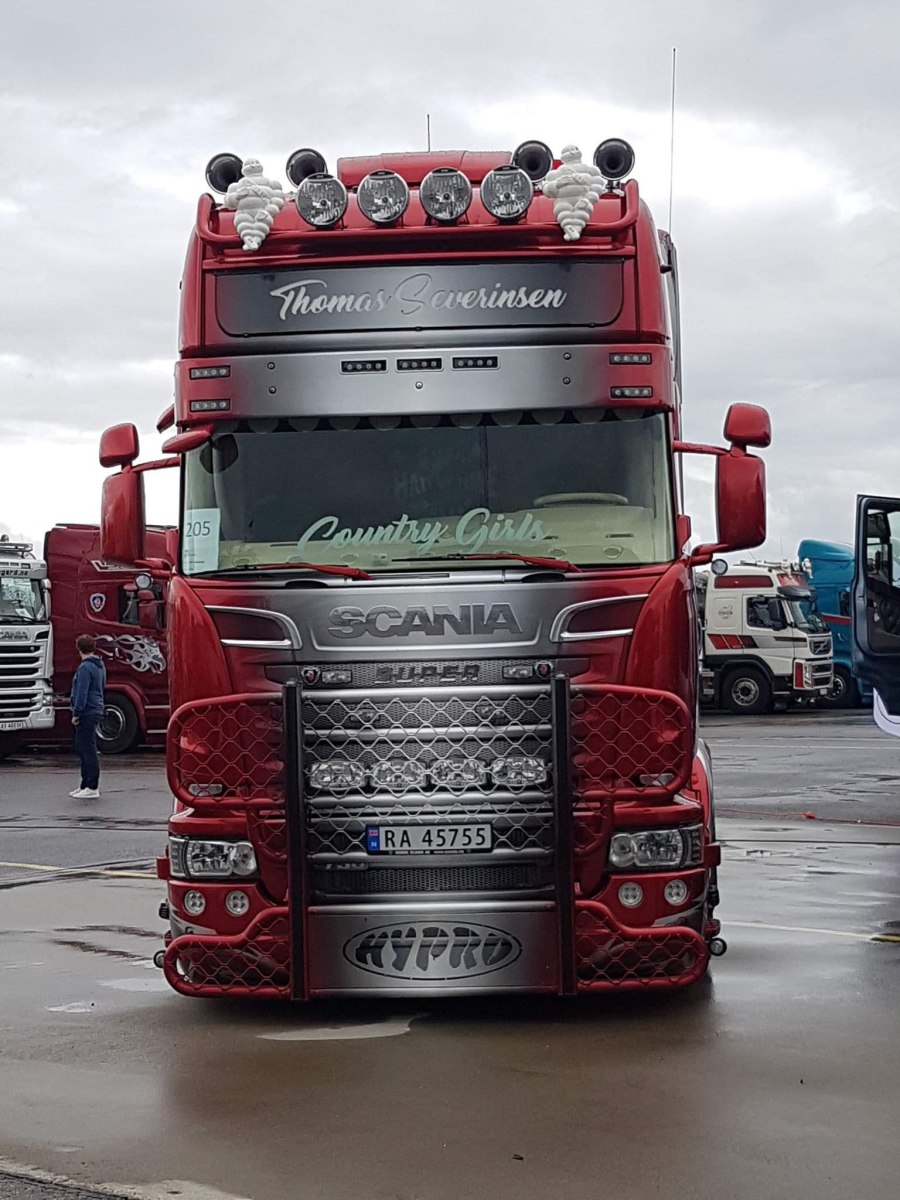 Тягач Scania r730 v8