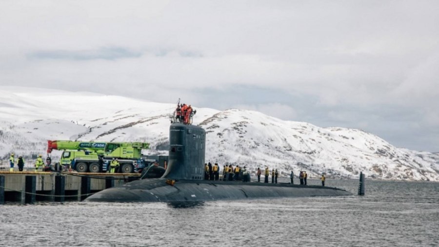 Российская подводная лодка с ядерными боеголовками