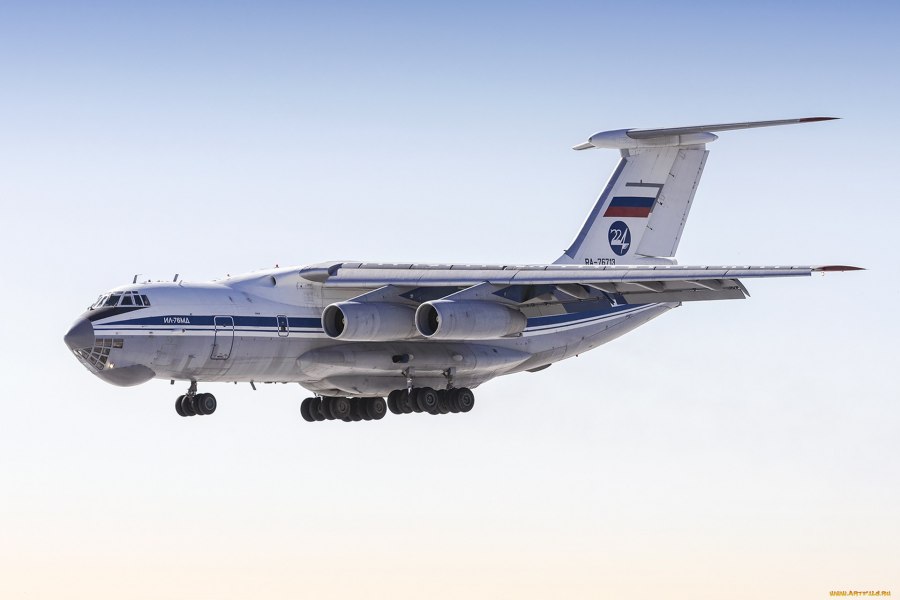 Ил 76 сбоку