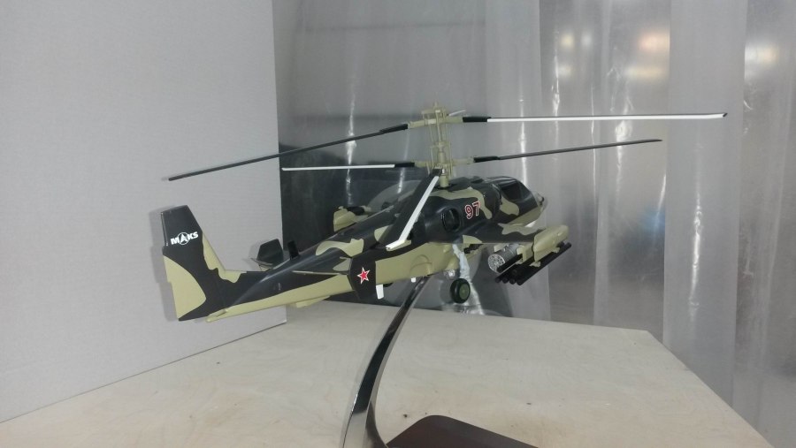 Zvezda 7224 вертолет ка-52 "Аллигатор"