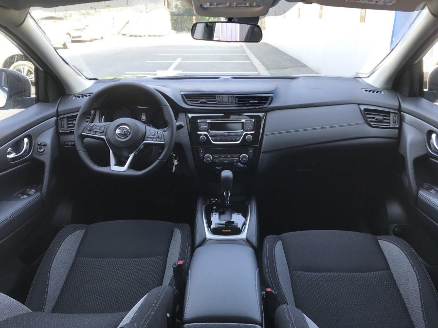 Nissan Qashqai 2021 se салон