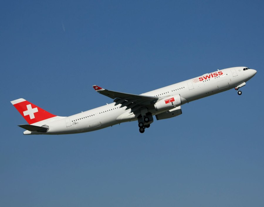 Самолеты авиакомпании Swiss b 777
