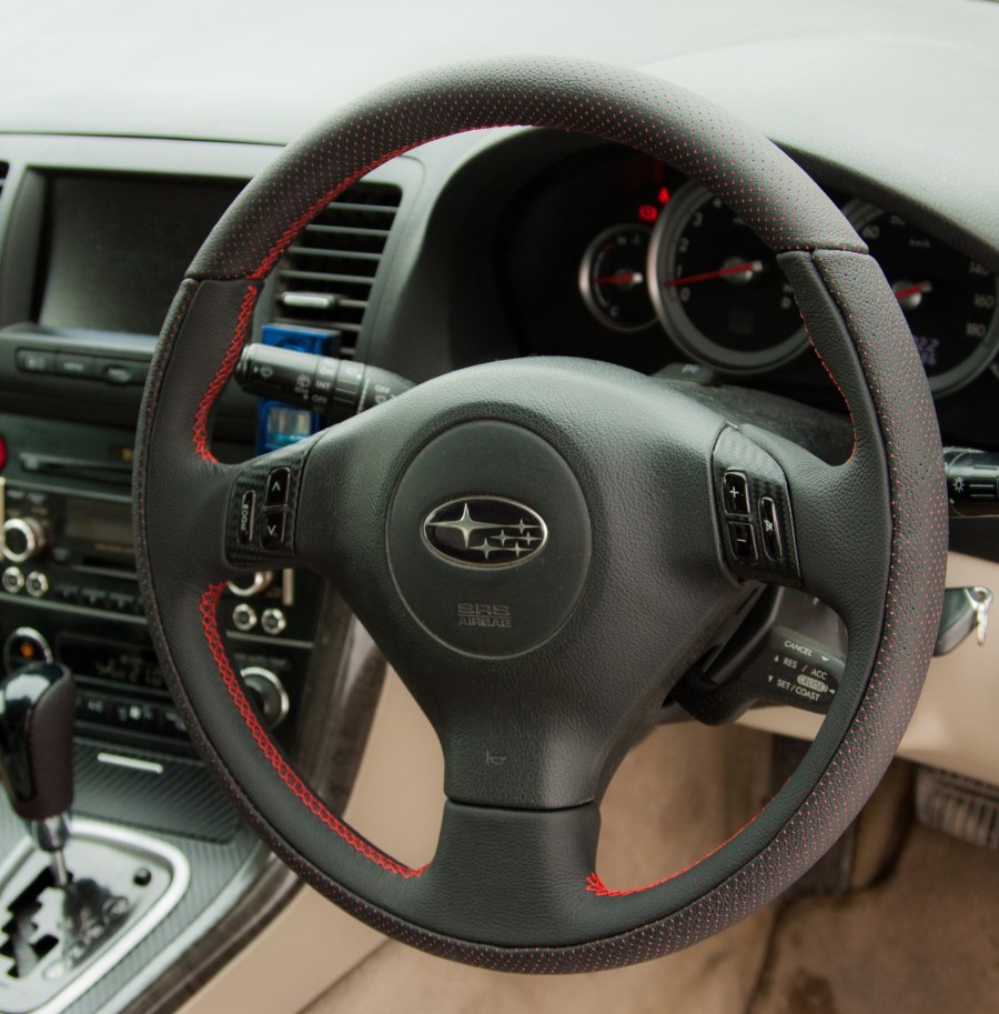Руль WRX Momo
