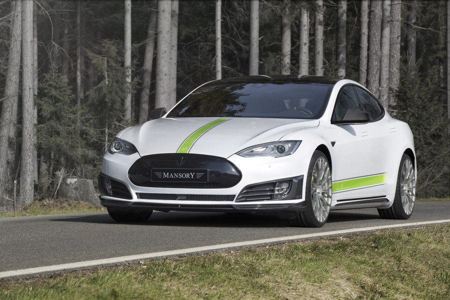 Tesla седан model s