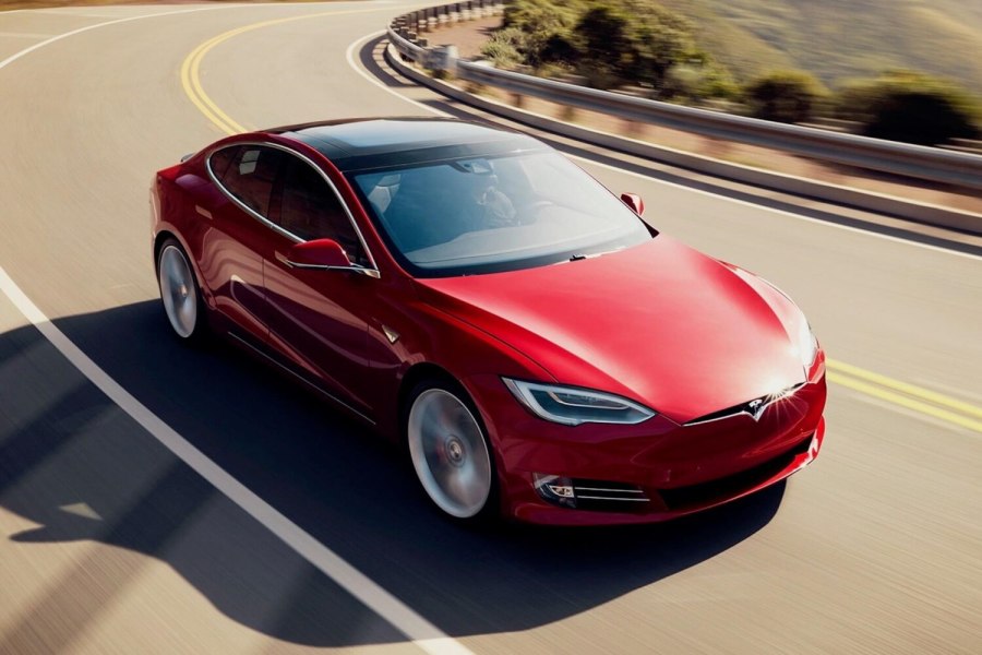 Tesla model s Plaid 2021