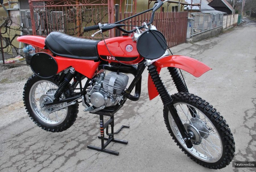 Мотоцикл Ковровец к-125