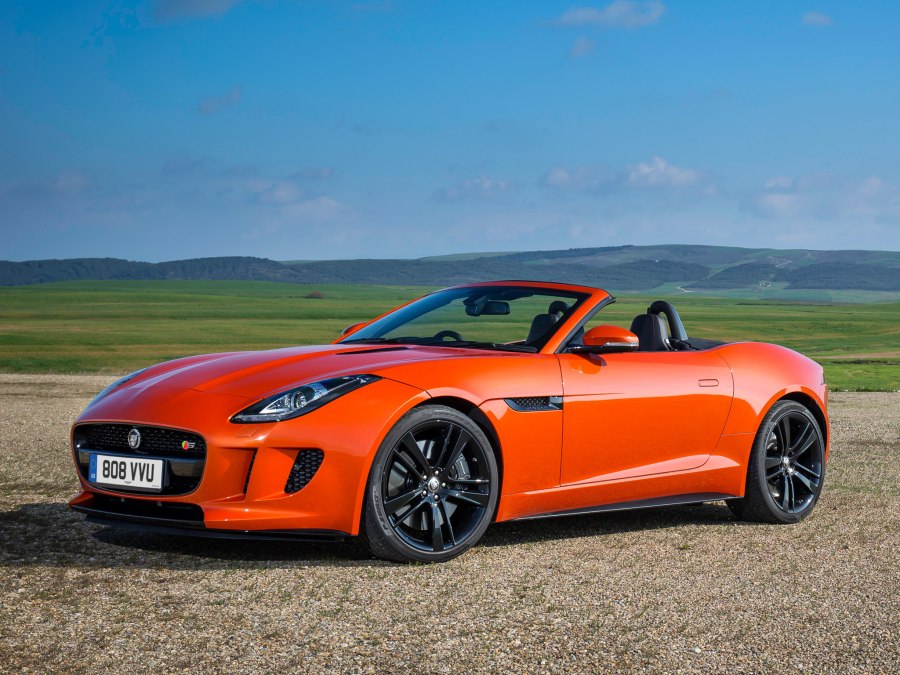 Jaguar f Type 2000