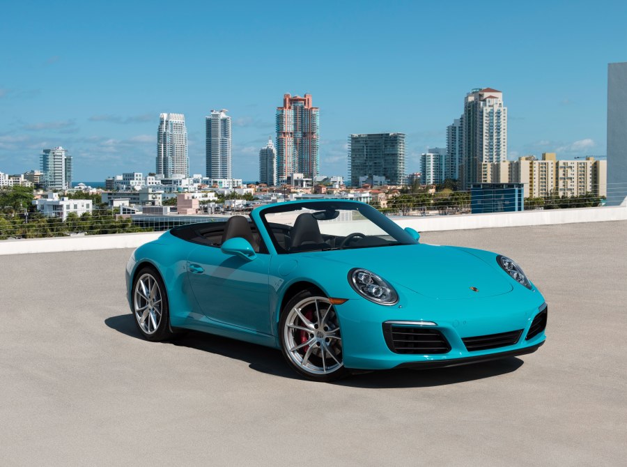 Porsche 911 Cabriolet Blue