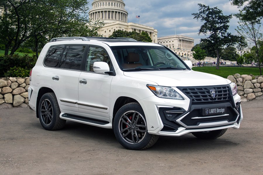 Lexus LX 570 белый